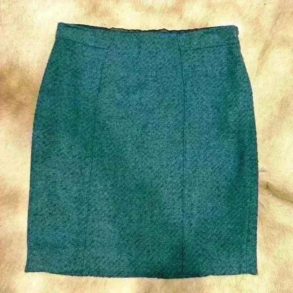 Banana Republic tweed flannel pencil skirt, woven Women’s size 8 EUC Teal